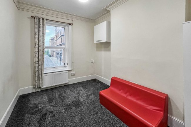 304A High Street, Sutton, Surrey, SM1 1PQ 6