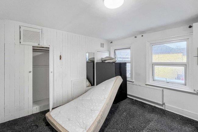 304A High Street, Sutton, Surrey, SM1 1PQ 6