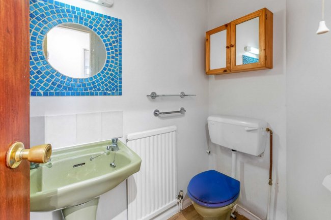 9 Princess Court, Alexandra Road, Farnborough, Hampshire, GU14 6EE 2