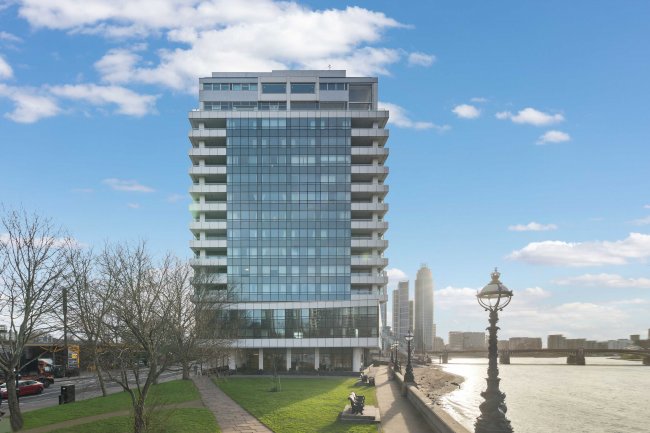 Flat 22, Peninsula Heights, 93 Albert Embankment, Vauxhall, London, SE1 7TY 3