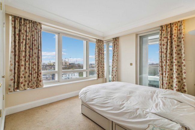 Flat 22, Peninsula Heights, 93 Albert Embankment, Vauxhall, London, SE1 7TY 3