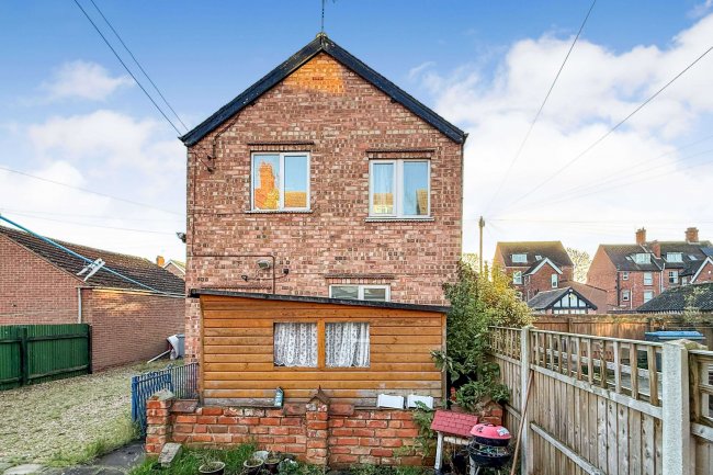 34A Scarbrough Avenue, Skegness, PE25 2TA 10