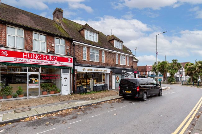 419A Kingston Road, Epsom, KT19 0BT 6