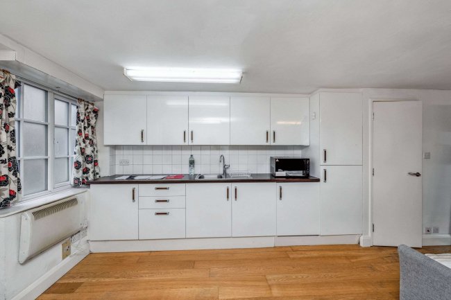 2A & 2B Chippenham Mews, Maida Vale, London, W9 2AW 6