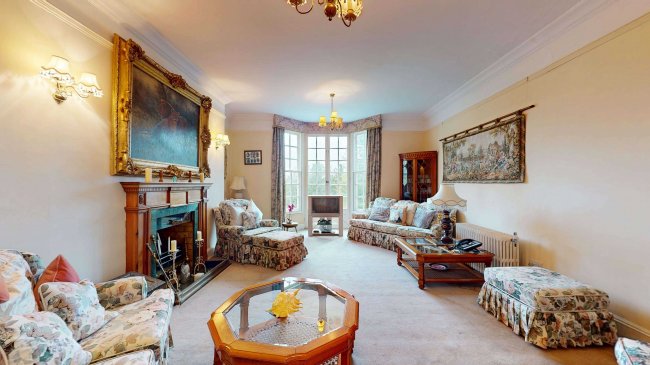 Sowberry Court, Moulsford, Wallingford, Oxfordshire OX10 9JG 3