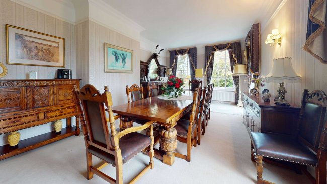 Sowberry Court, Moulsford, Wallingford, Oxfordshire OX10 9JG 3