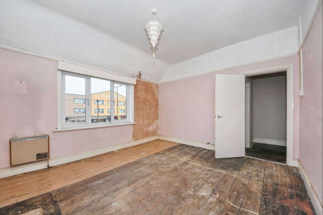 249 Lichfield Road, Mere Green, Sutton Coldfield B74 2XD 6