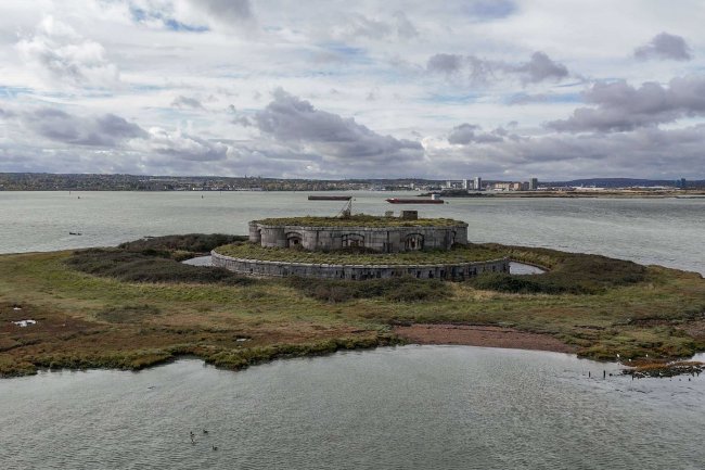 Darnet Fort, Darnet Ness, Gillingham, Kent, ME9 7HJ 1