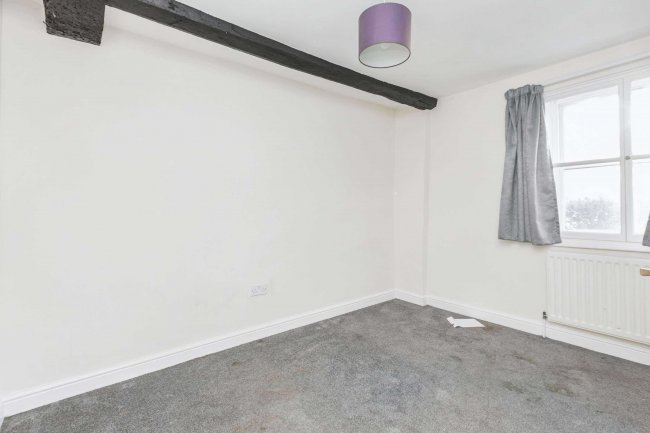 107 High Street, Witney, Oxfordshire, OX28 6HY 5