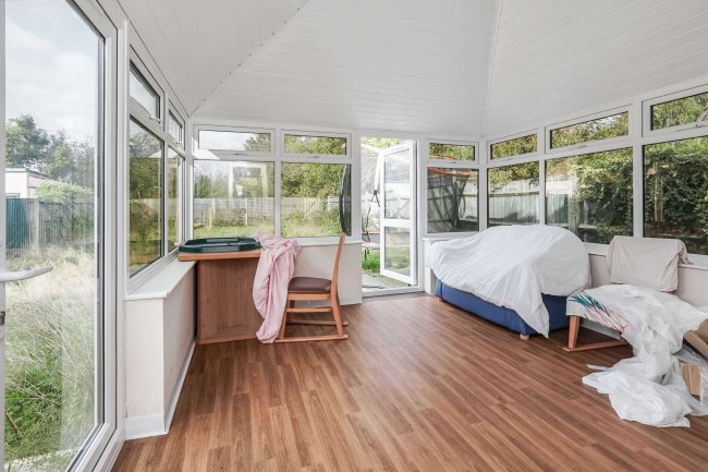 63 Romney Road, Ashford, Kent, TN24 0RR 1