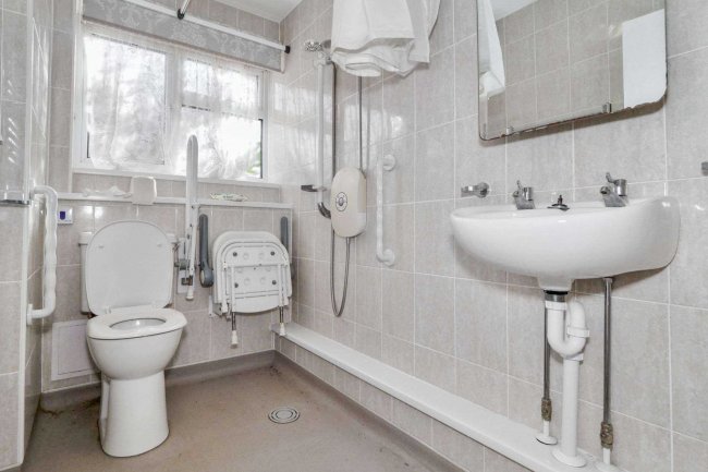 15 Sweechgate, Broad Oak, Canterbury, Kent, CT2 0QY 5