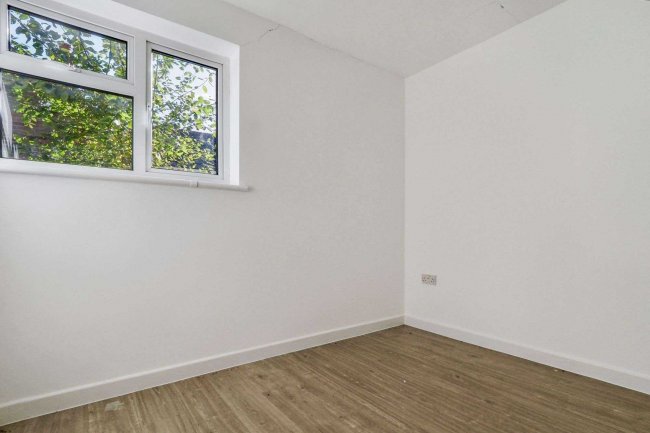 15 Sweechgate, Broad Oak, Canterbury, Kent, CT2 0QY 5