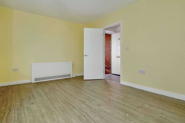 15 Sweechgate, Broad Oak, Canterbury, Kent, CT2 0QY 5