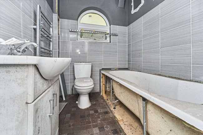 66 Moor Lane, Birmingham, West Midlands, B6 7AB 7