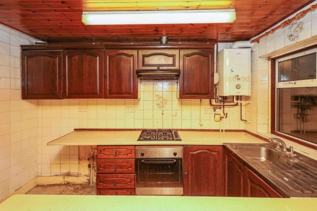 9 Joydon Drive, Chadwell Heath, Romford RM6 4ST 1