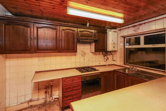 9 Joydon Drive, Chadwell Heath, Romford RM6 4ST 1