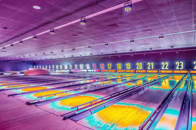 Burnley Bowl, Finsley Gate, Burnley, BB11 2HE 8