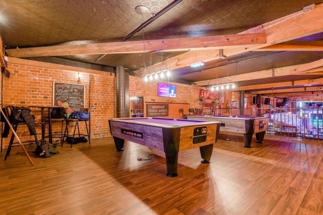 Hereford Bowl, Station Approach, Hereford HR1 1BB 6