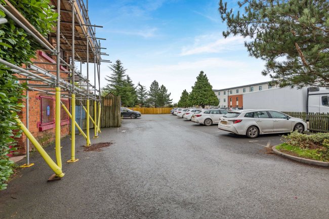 Hereford Bowl, Station Approach, Hereford HR1 1BB 6