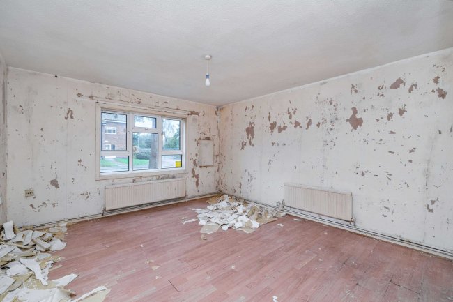 Flat 77, New Road, Datchet, Slough, SL3 9JA 3