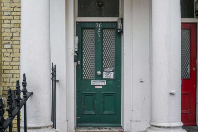 36d Eardley Crescent, London SW5 9JZ 2