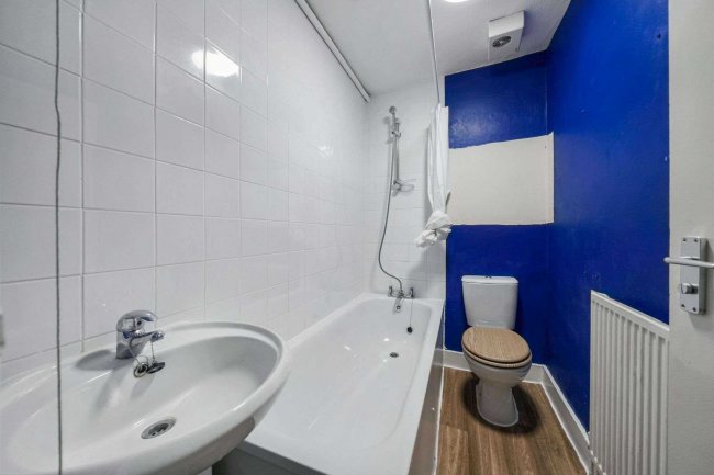 42D Cambridge Gardens, Notting Hill, London W10 5UD 2