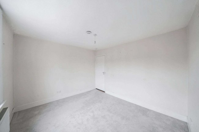 42D Cambridge Gardens, Notting Hill, London W10 5UD 2