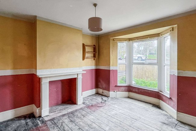 138 Old Road, Dartford, Kent, DA1 4DY 5