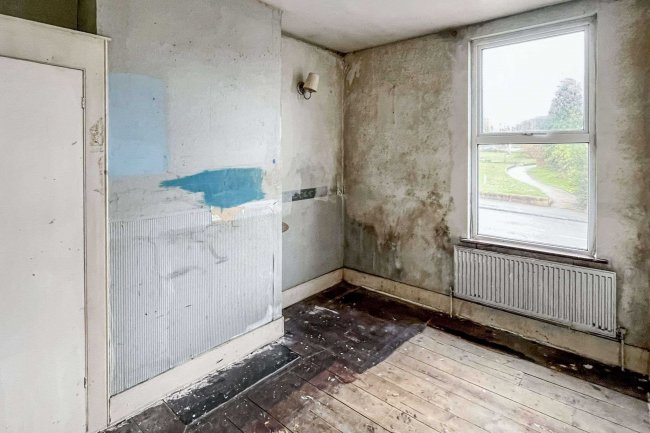 138 Old Road, Dartford, Kent, DA1 4DY 5