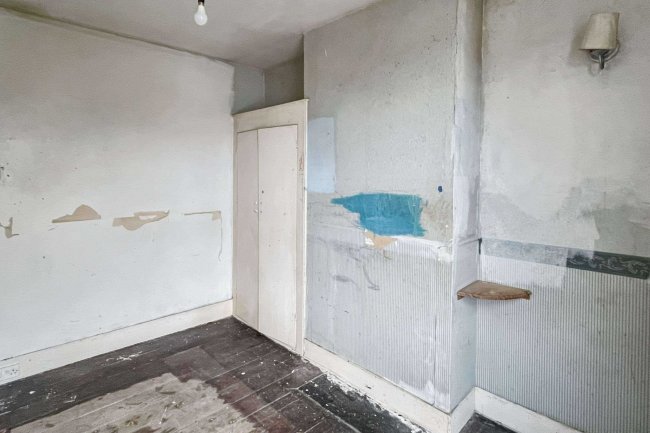 138 Old Road, Dartford, Kent, DA1 4DY 5