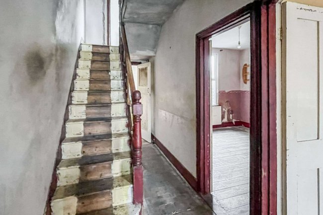 138 Old Road, Dartford, Kent, DA1 4DY 5