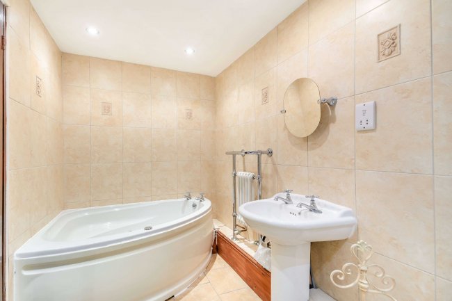 The George & Dragon Inn, Aysgarth, Leyburn DL8 3AD 2