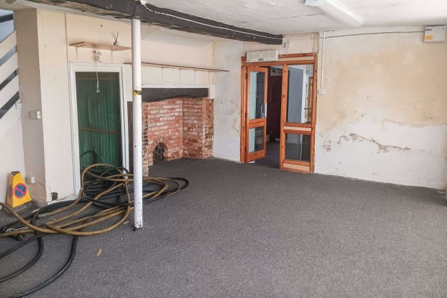 14-18 The Parade, Marlborough, Wiltshire, SN8 1NE 64
