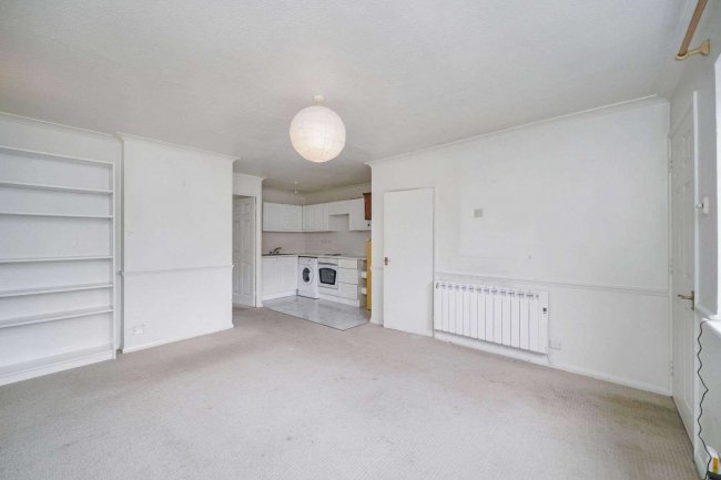 81 Willowhayne Drive, Walton-on-Thames, KT12 2NP 9