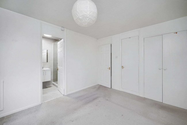 81 Willowhayne Drive, Walton-on-Thames, KT12 2NP 9