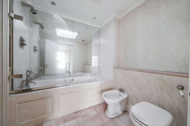 17 Yeomans Row, Knightsbridge, London SW3 2AL 6