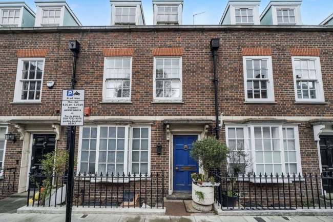 17 Yeomans Row, Knightsbridge, London SW3 2AL 6