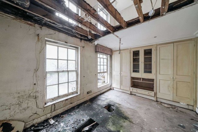 17 Yeomans Row, Knightsbridge, London SW3 2AL 6