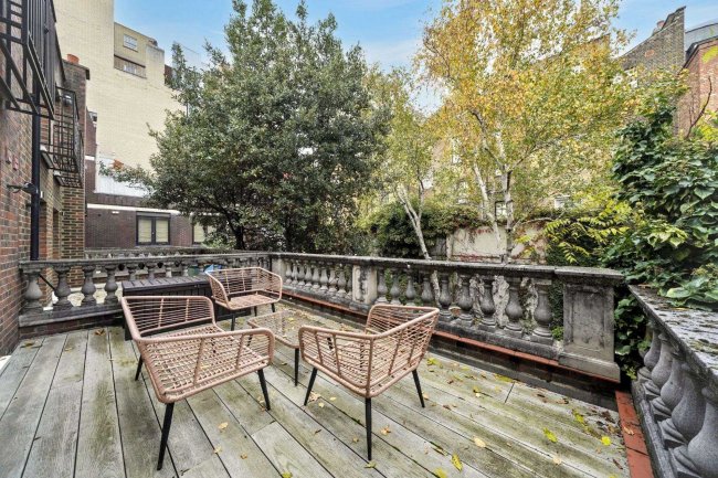 17 Yeomans Row, Knightsbridge, London SW3 2AL 6