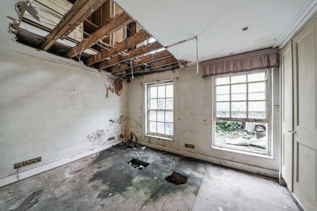 17 Yeomans Row, Knightsbridge, London SW3 2AL 6