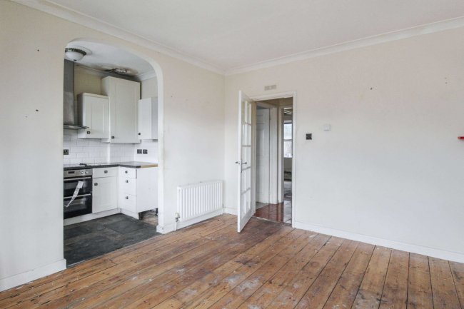 Flat 1 Greenlea, Keyhaven Road, Lymington, SO41 0QX 4