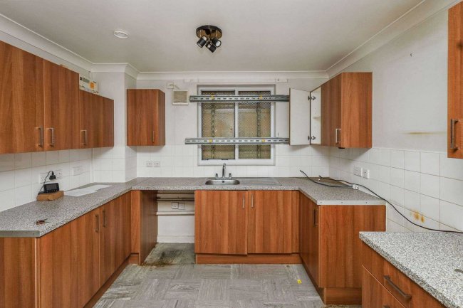 150 Winsor Terrace, Winsor Park Estate, Beckton, London E6 6LD 8