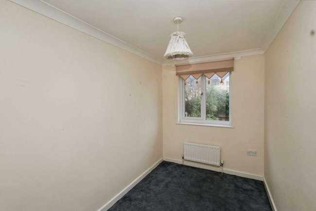 150 Winsor Terrace, Winsor Park Estate, Beckton, London E6 6LD 8