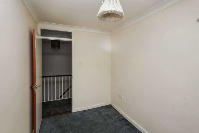 150 Winsor Terrace, Winsor Park Estate, Beckton, London E6 6LD 8