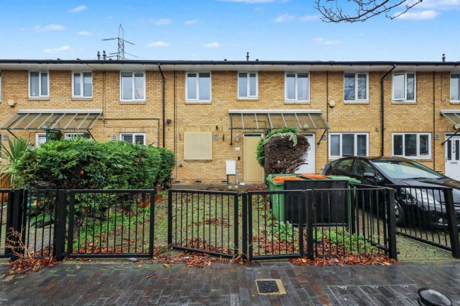 150 Winsor Terrace, Winsor Park Estate, Beckton, London E6 6LD 8