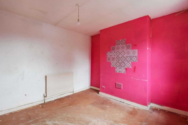 Flat B, 6 Palmerston Road, Forest Gate, London E7 8BH 4