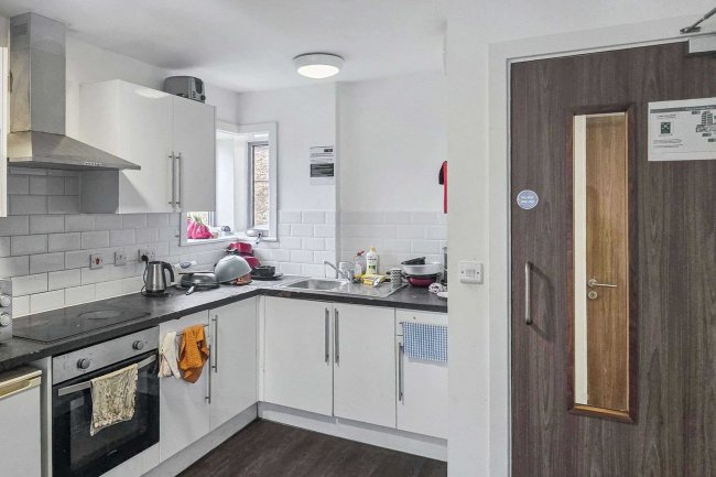 G27, 146-158 Park Street, Luton, LU1 3EY 10