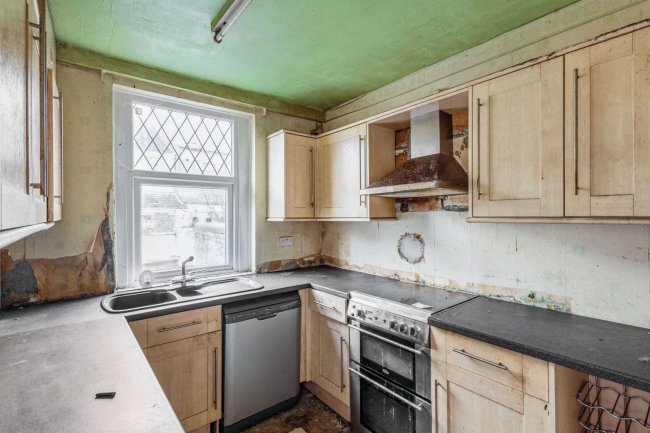 9 Barnes Road, Heysham, Morecambe LA3 1UW 8