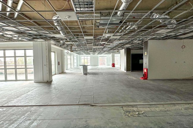 11 Vine Street, Uxbridge UB8 1QE 1