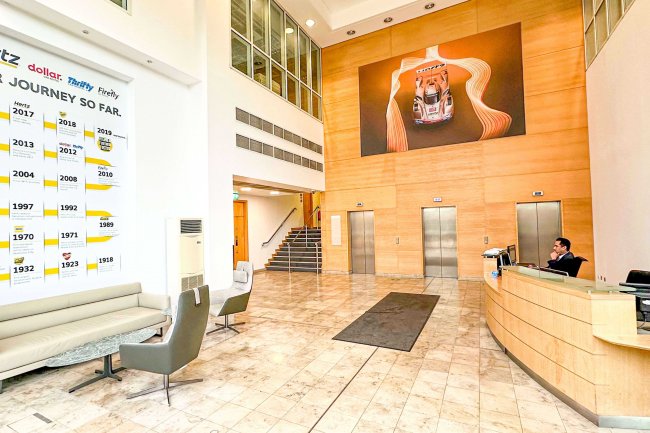 11 Vine Street, Uxbridge UB8 1QE 1